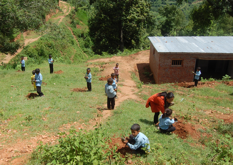 3_Students of Shree Kalika Primary School involved in the plantation