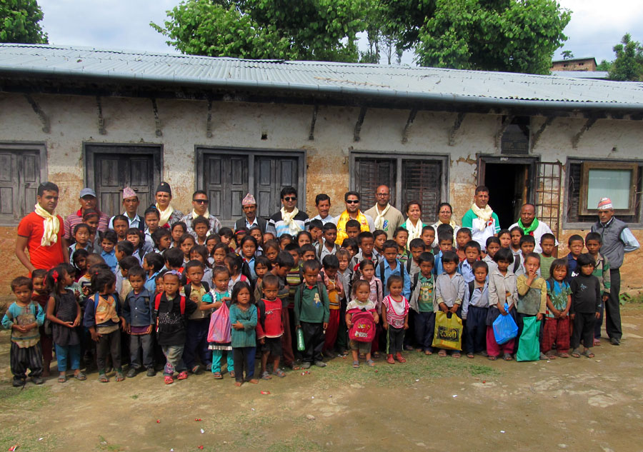 10_Group photo after the distribution at Shree Raktakali Primary School